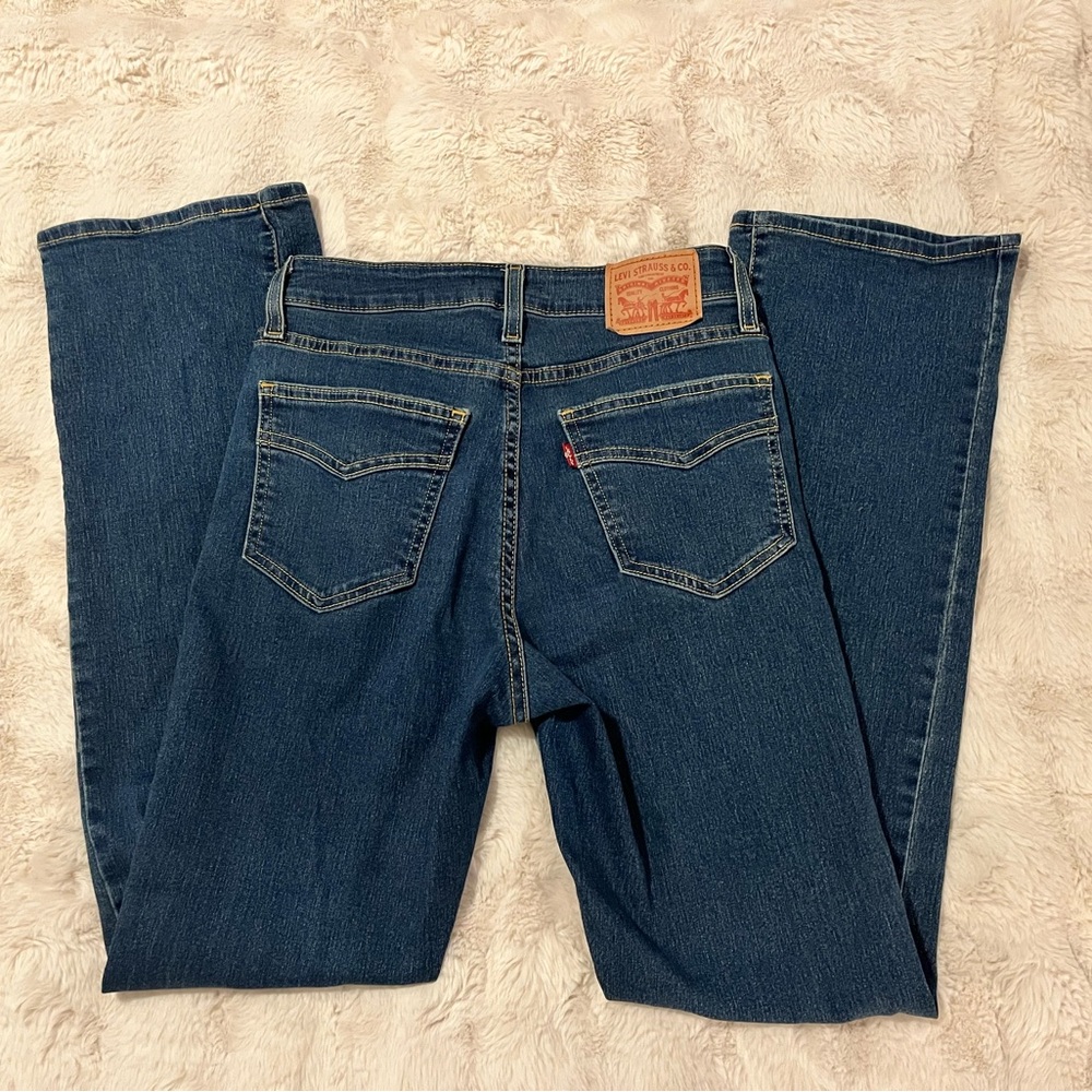 Levi's Women’s 725 High Rise Bootcut Dark Blue Jeans - Picture 3 of 6